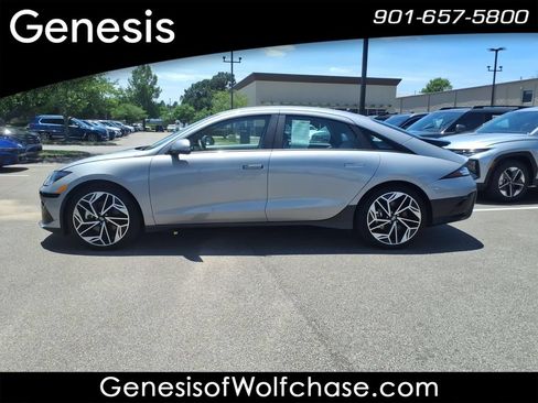 Certified 2024 Hyundai Ioniq 6 SEL RWD image 2