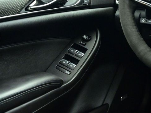 Used 2019 Cadillac CTS V image 10