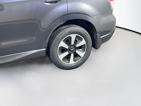 Used 2018 Subaru Forester 2.5i Premium AWD/4WD image 30