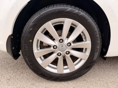 Used 2014 Kia Forte Koup EX image 18