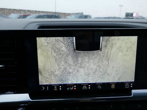 New 2026 GMC Sierra 1500 SLT w/ SLT Premium Plus Package image 26