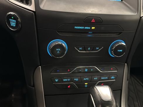 Used 2016 Ford Edge SEL w/ Equipment Group 201A image 19