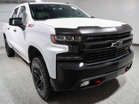 Used 2021 Chevrolet Silverado 1500 LT Trail Boss w/ Convenience Package II image 5