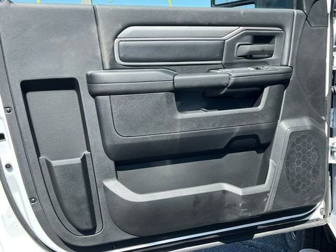 New 2026 RAM 3500 Tradesman AWD/4WD image 17