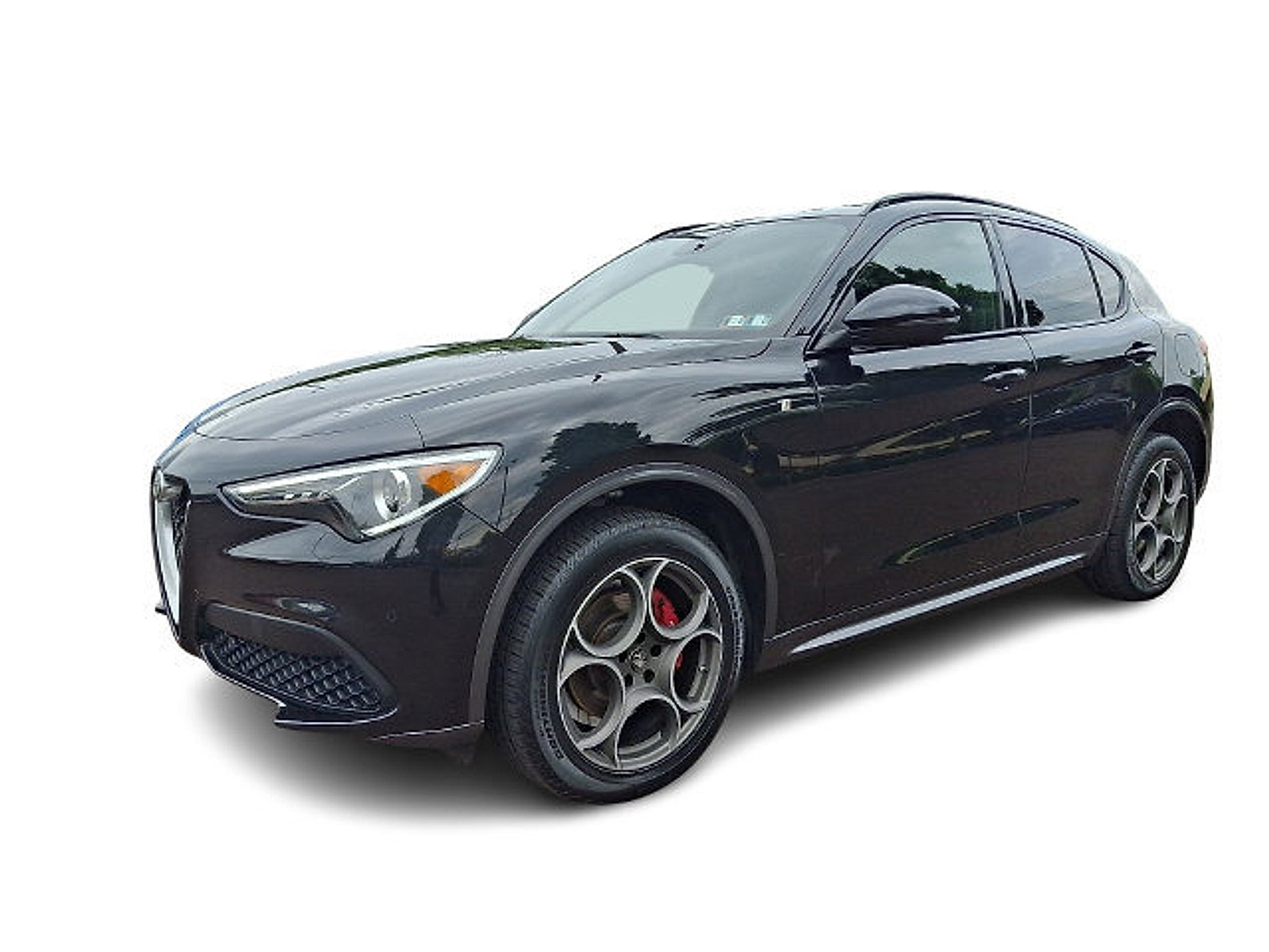 Used 2023 Alfa Romeo Stelvio Ti w/ Active Assist Plus Package AWD/4WD image 4