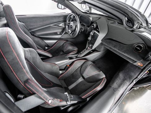 Used 2022 McLaren 720S Spider image 58