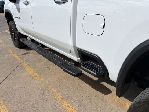 Used 2022 Chevrolet Silverado 2500 LTZ w/ LTZ Plus Package AWD/4WD image 10