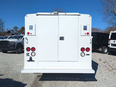 New 2024 RAM ProMaster 3500 w/ Convenience Group image 4