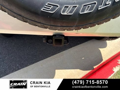 Used 2014 Jeep Wrangler Unlimited Sahara w/ Connectivity Group AWD/4WD image 15