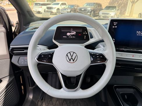Used 2023 Volkswagen ID.4 Pro S AWD/4WD image 16