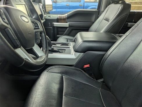 Used 2019 Ford F150 Lariat image 7
