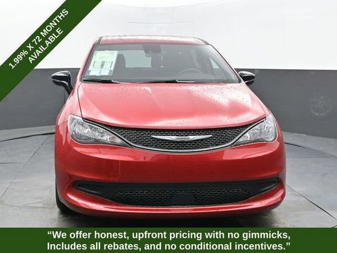 New 2026 Chrysler Voyager LX image 8