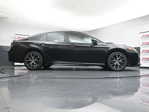 Used 2024 Toyota Camry SE FWD image 42