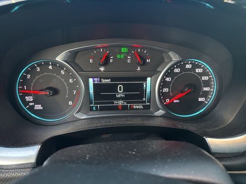 Used 2019 Chevrolet Traverse Premier w/ LPO, Blackout Package FWD image 7
