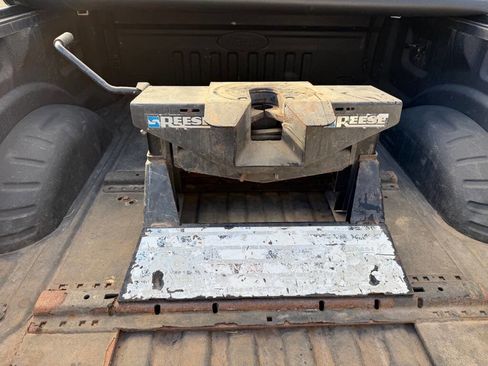 Used 2021 Ford F250 Lariat w/ Chrome Package image 43