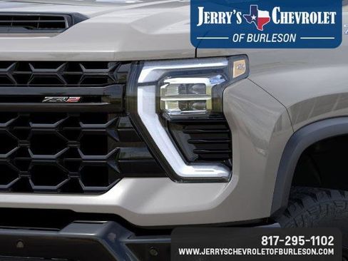 New 2026 Chevrolet Silverado 2500 ZR2 w/ LPO, Dark Essentials Package image 13
