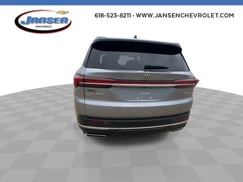 Used 2025 Buick Enclave Preferred AWD/4WD image 7