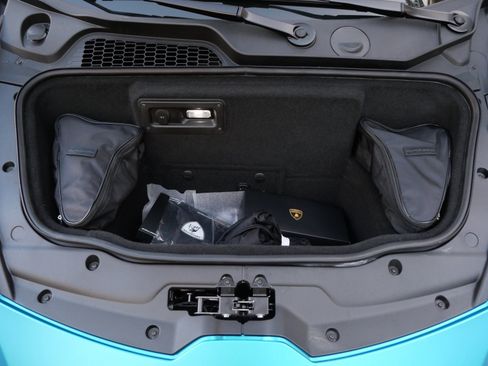 Used 2024 Lamborghini Huracan Tecnica image 20