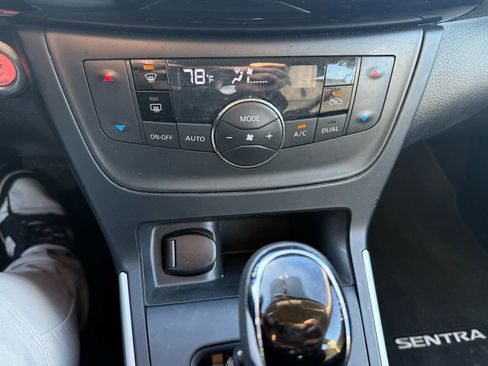 Used 2019 Nissan Sentra SV w/ Exterior Package image 18