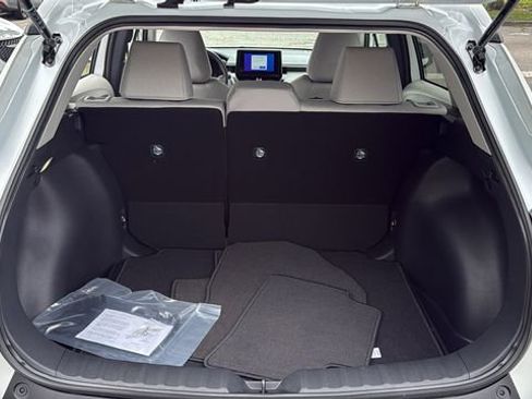 Certified 2026 Toyota Corolla Cross LE FWD image 9