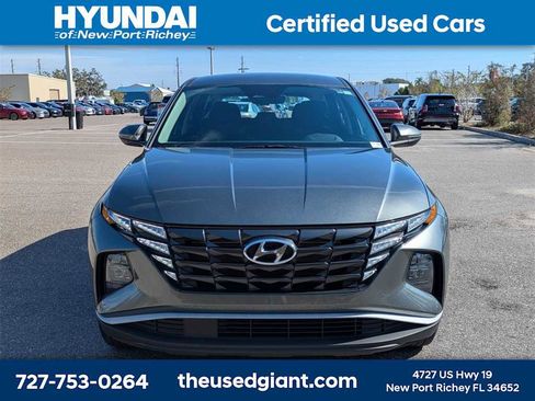 Certified 2022 Hyundai Tucson SE image 8