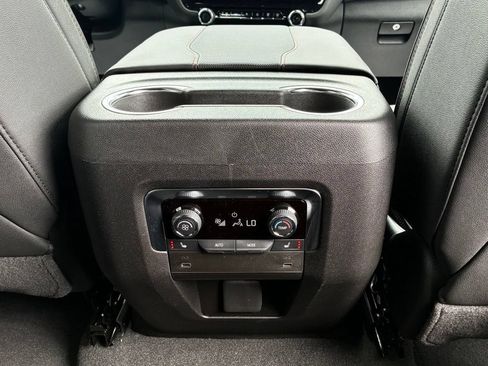New 2026 Chevrolet Suburban RST w/ Comfort Package AWD/4WD image 23