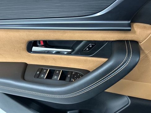 Certified 2025 MAZDA CX-70 3.3 Turbo S w/ Premium Plus image 11