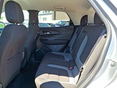 Used 2024 Chevrolet TrailBlazer LT w/ Convenience Package FWD image 28