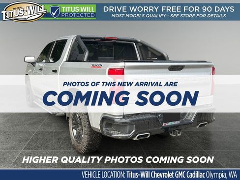Used 2019 Chevrolet Silverado 1500 LT Trail Boss image 3