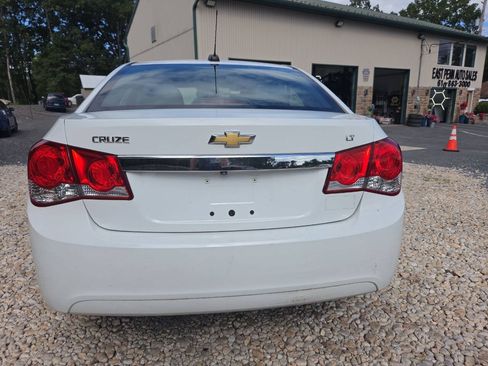 Used 2016 Chevrolet Cruze LT FWD image 5