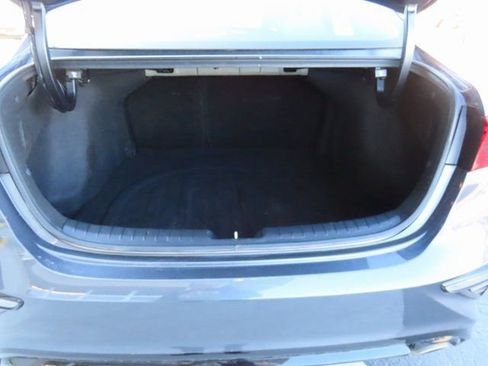 Used 2020 Kia Forte LXS image 18