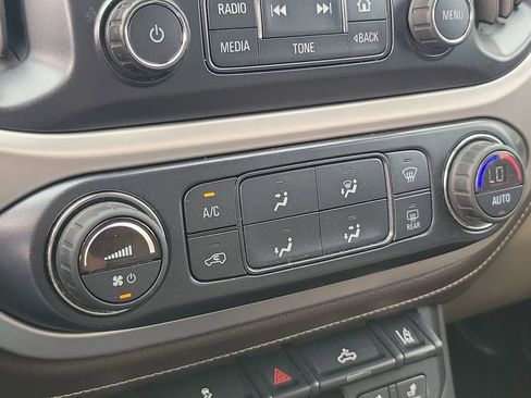 Used 2016 GMC Canyon SLT w/ Driver Alert Package image 21