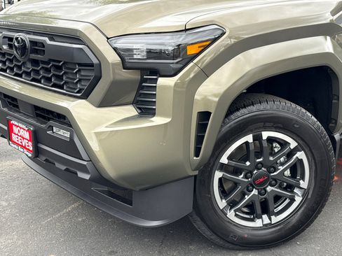 New 2026 Toyota Tacoma TRD Sport AWD/4WD image 3