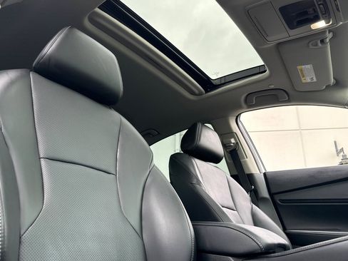 Used 2024 Honda Accord Touring image 15