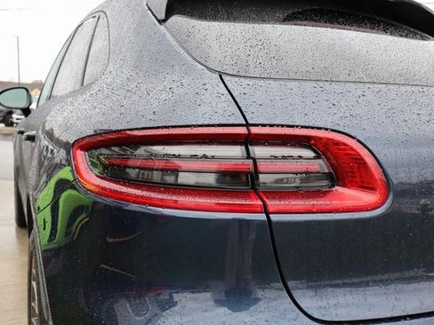 Used 2016 Porsche Macan S image 33