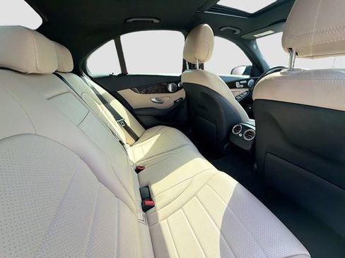 Used 2019 Mercedes-Benz C 300 Sedan image 27