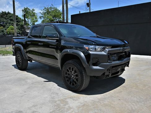 Used 2026 Chevrolet Colorado Trail Boss AWD/4WD image 1