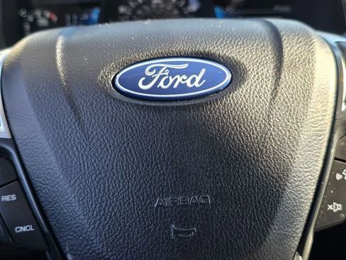 Used 2024 Ford Edge SEL image 24