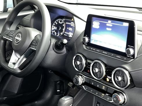 New 2025 Nissan Sentra SV image 11