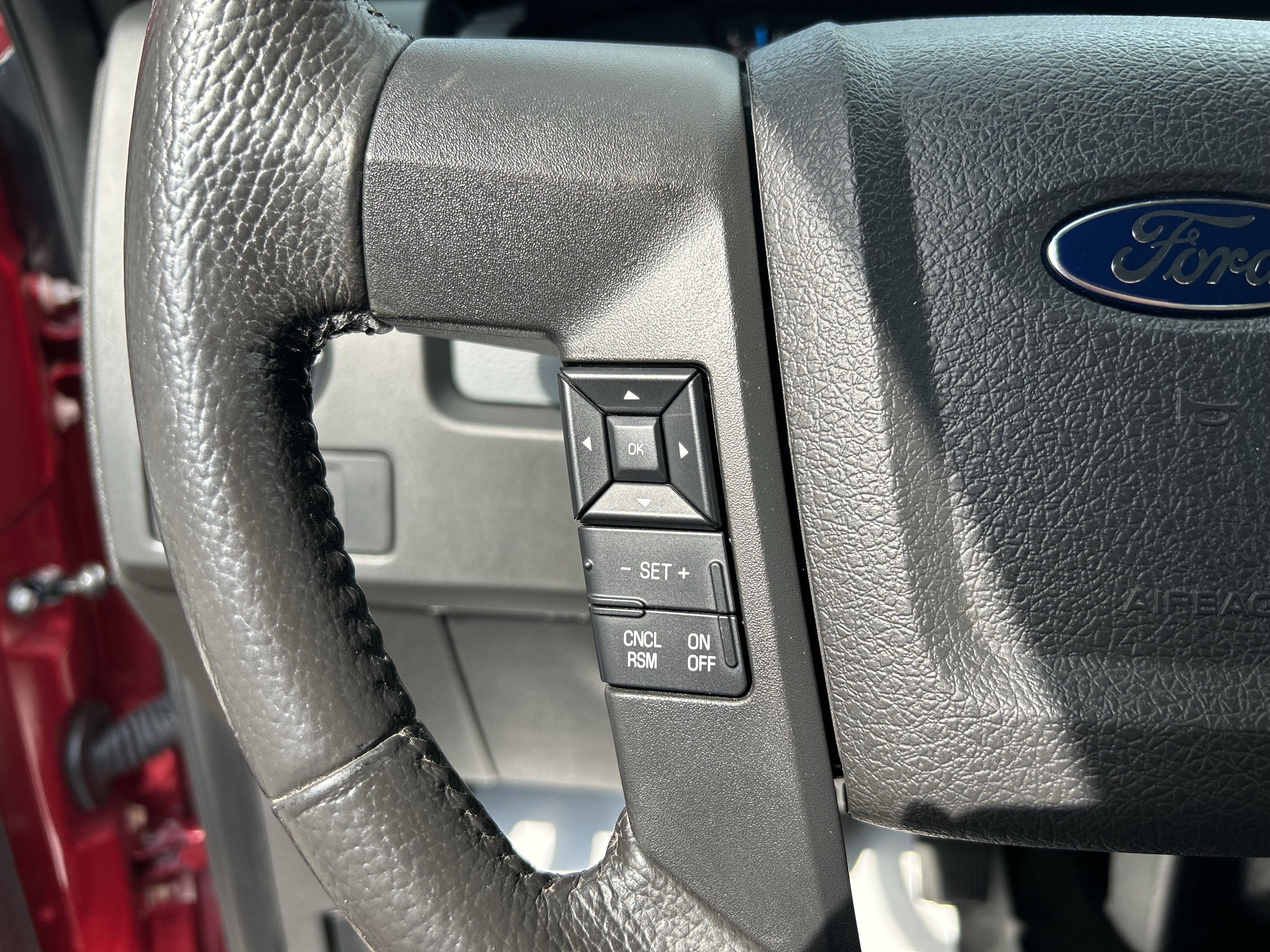 Used 2014 Ford F150 XLT w/ Equipment Group 302A Luxury AWD/4WD image 23