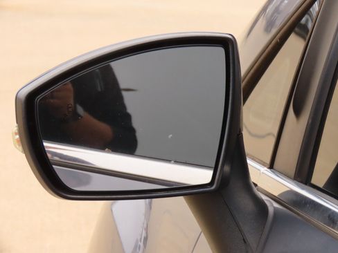 Used 2020 Ford EcoSport Titanium image 14