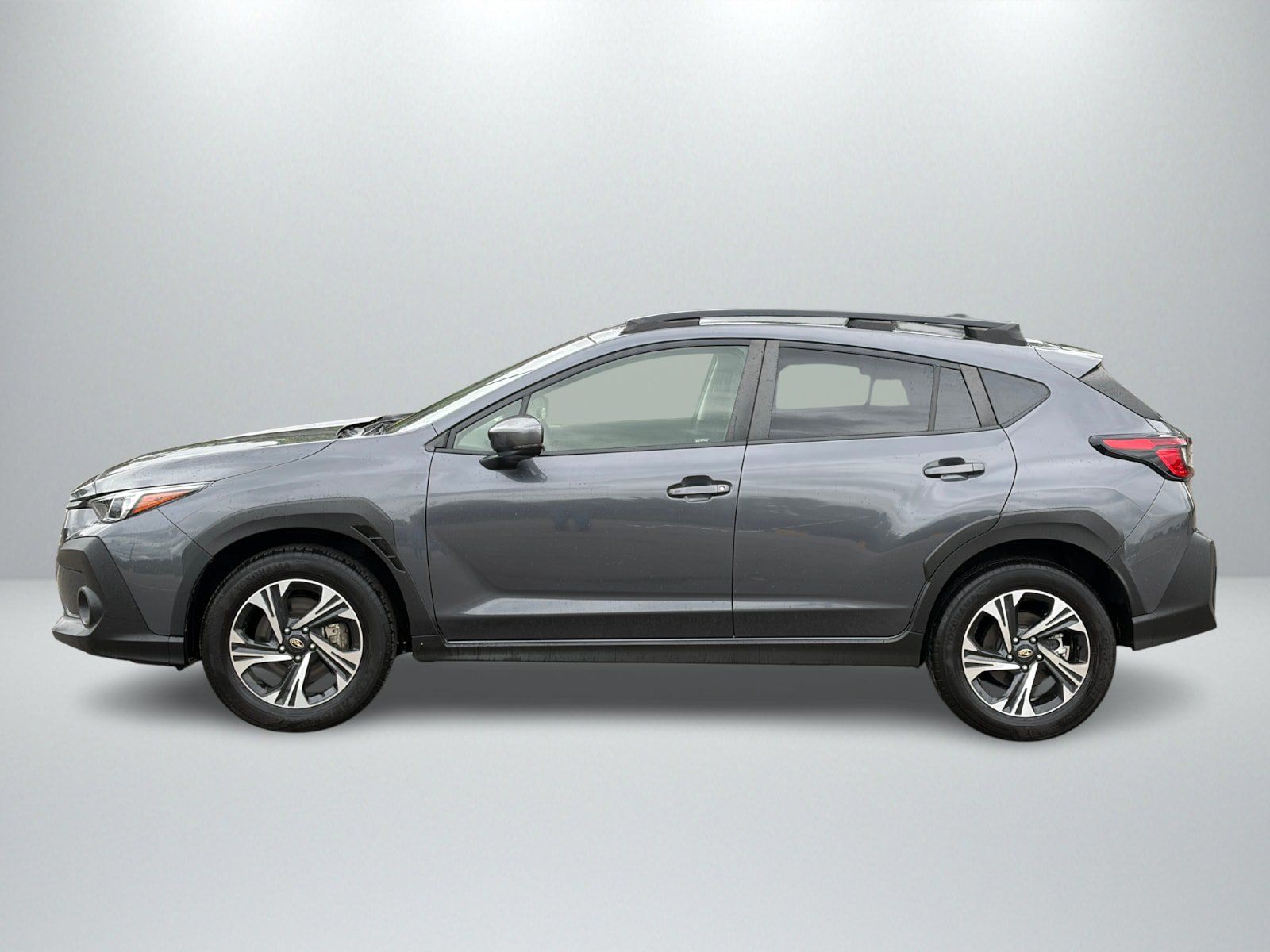 Used 2024 Subaru Crosstrek 2.0i Premium AWD/4WD image 2