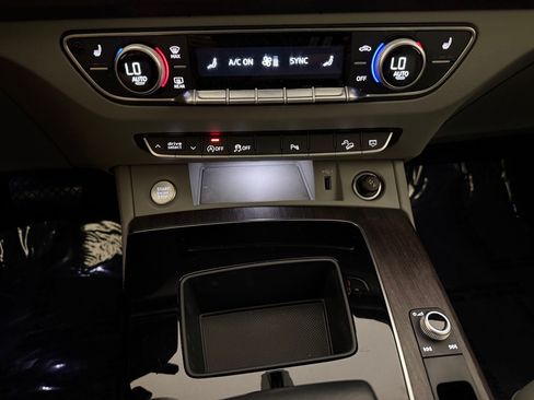 Certified 2022 Audi Q5 Premium Plus AWD/4WD image 20