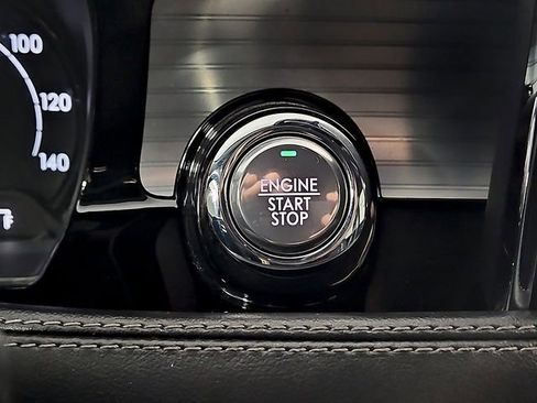 Used 2020 Lincoln Corsair Standard w/ Equipment Group 101A image 24