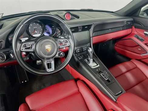 Certified 2018 Porsche 911 Carrera 4 GTS image 25