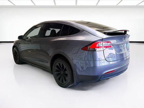 Used 2018 Tesla Model X 75D AWD/4WD image 6
