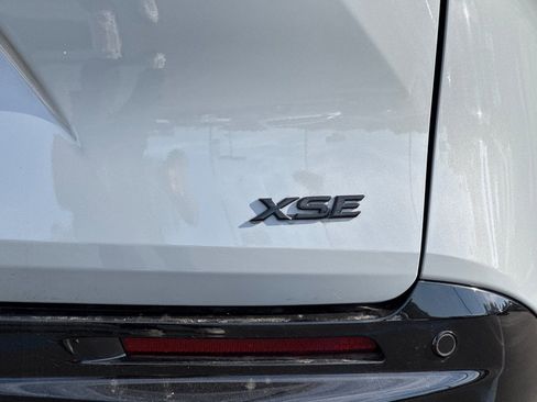Certified 2025 Toyota Sienna XSE image 37