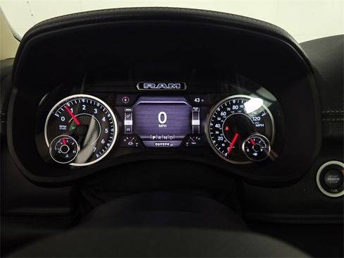 Used 2020 RAM 1500 Laramie image 15