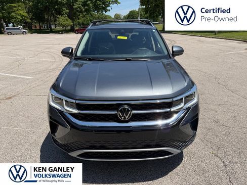 Used 2023 Volkswagen Taos SEL w/ Black Wheel Package AWD/4WD image 2
