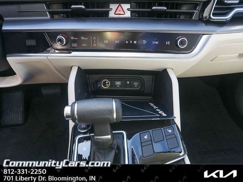 Certified 2025 Kia Sportage EX w/ Premium Package image 16